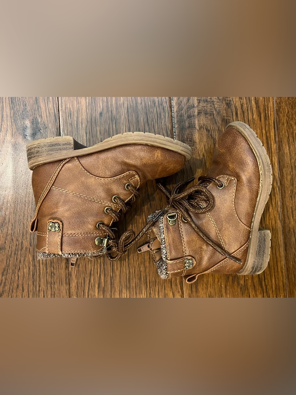 Wonder Nation Brown Faux Leather Glitter Lace Up GIRLS Boots Size 7 - Picture 3 of 5